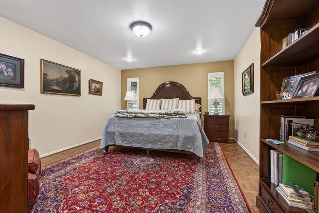 712 East Drive, Edmond, OK 73034