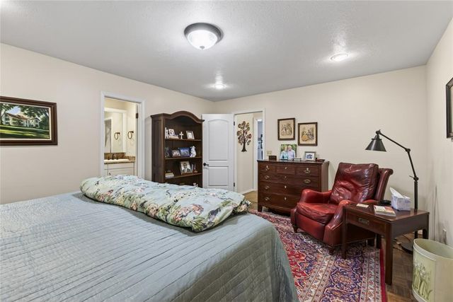 712 East Drive, Edmond, OK 73034