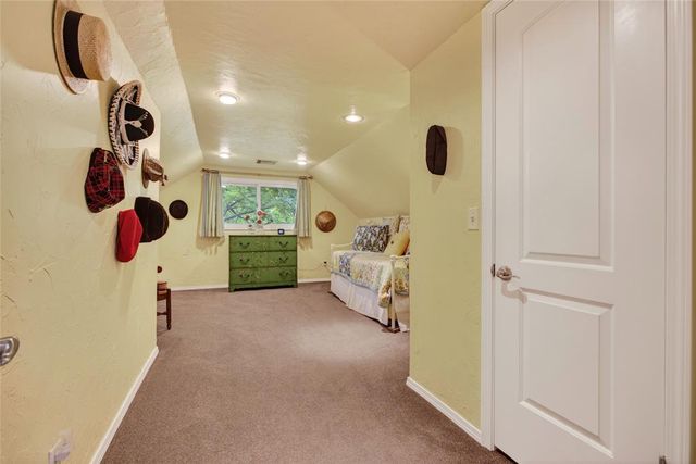 712 East Drive, Edmond, OK 73034