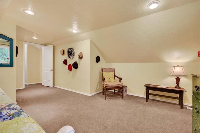 712 East Drive, Edmond, OK 73034