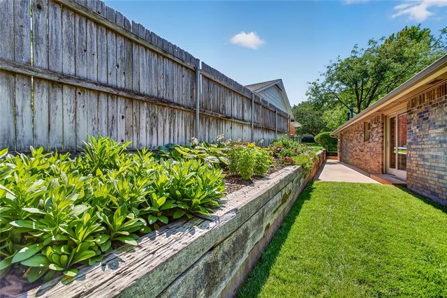 712 East Drive, Edmond, OK 73034