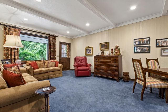 712 East Drive, Edmond, OK 73034
