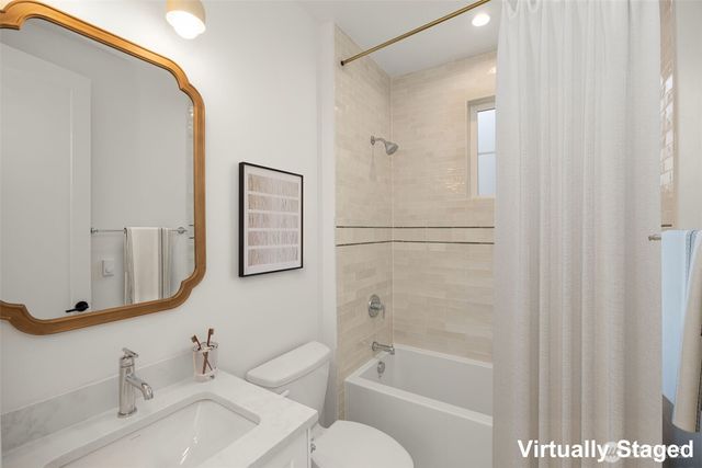 9210 116th Avenue NE, Kirkland, WA 98033