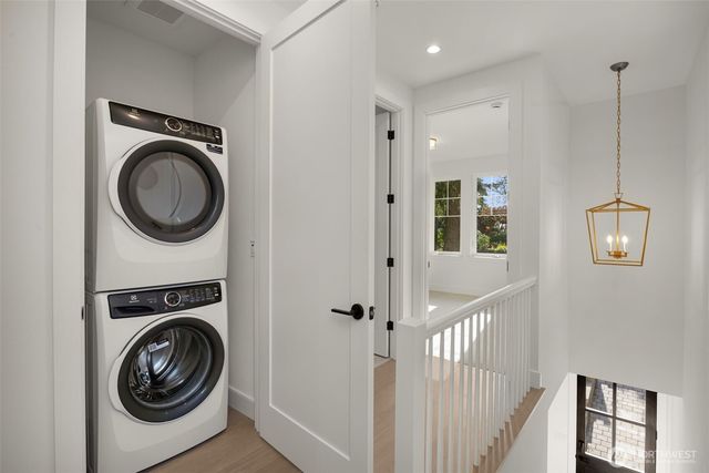 9210 116th Avenue NE, Kirkland, WA 98033