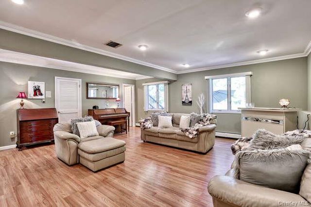 1 Martino Way, Pomona, NY 10970