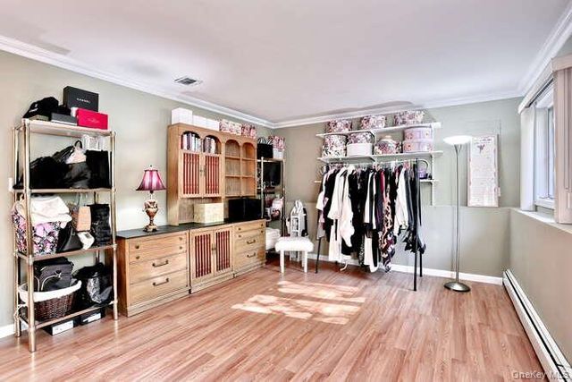 1 Martino Way, Pomona, NY 10970