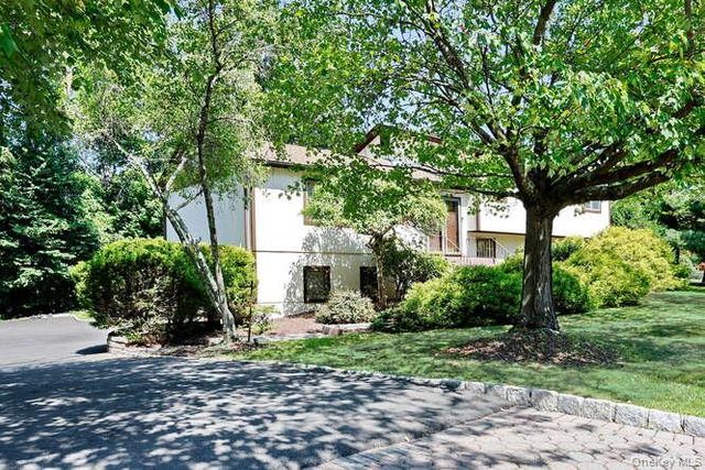 1 Martino Way, Pomona, NY 10970