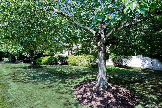 1 Martino Way, Pomona, NY 10970