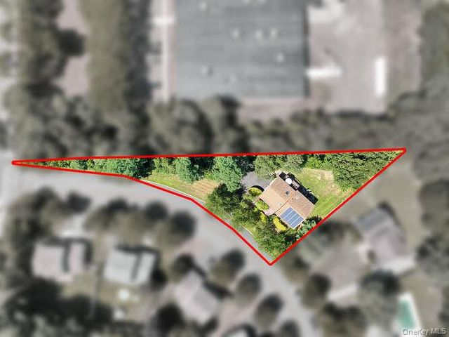 1 Martino Way, Pomona, NY 10970