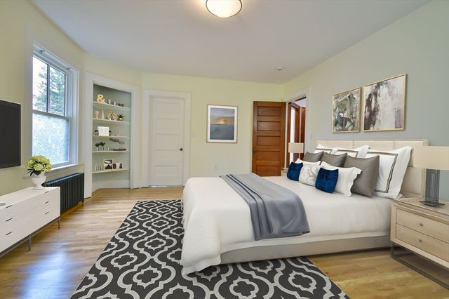 141 Beacon St, Boston, MA 02136