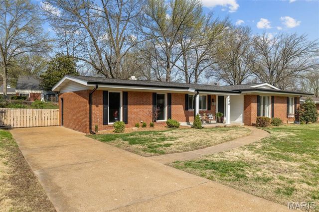 346 Norwood Circle, Ballwin, MO 63011