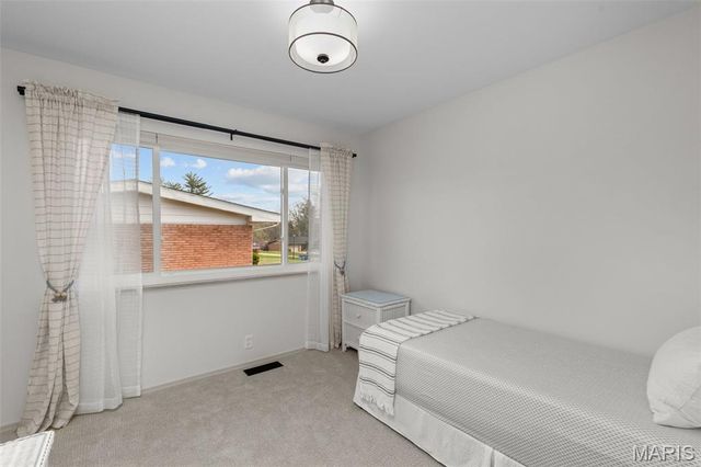 346 Norwood Circle, Ballwin, MO 63011