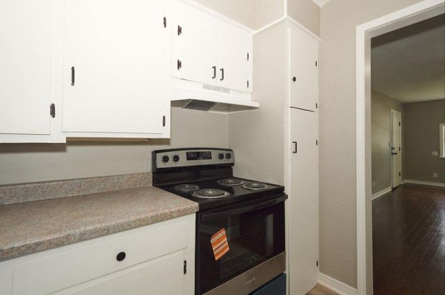 701 Clay Street, Cleveland, TX 77327