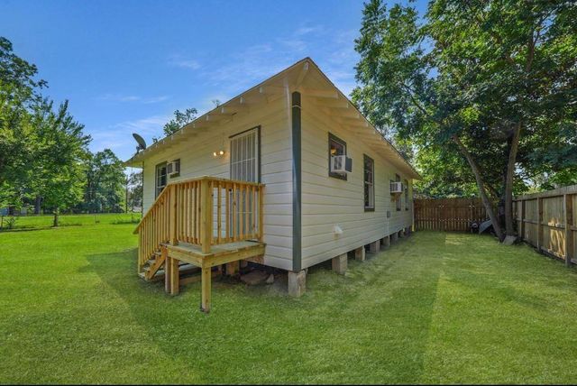 701 Clay Street, Cleveland, TX 77327