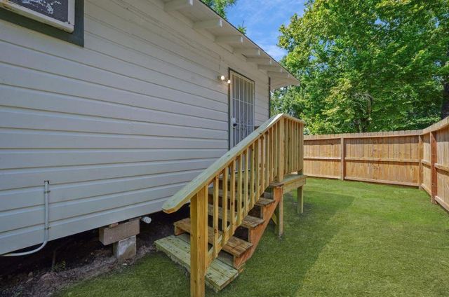 701 Clay Street, Cleveland, TX 77327