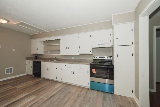 701 Clay Street, Cleveland, TX 77327