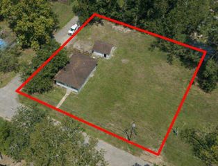 701 Clay Street, Cleveland, TX 77327