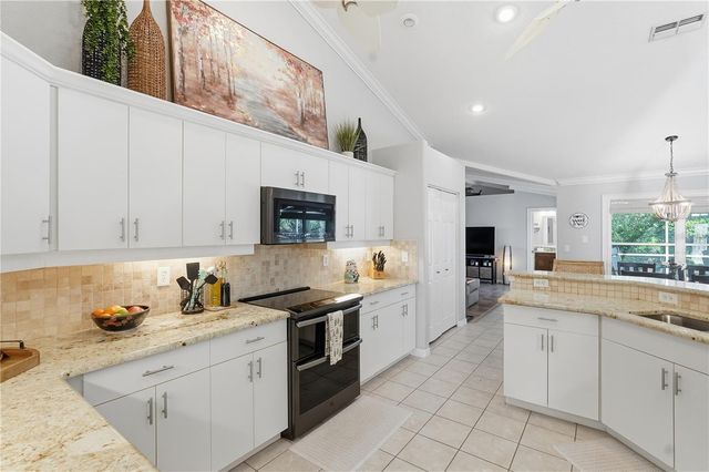 9233 IRONDALE LANE, Hudson, FL 34667