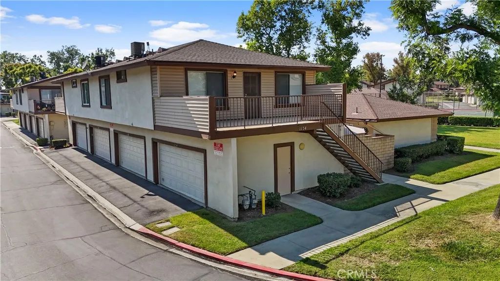 1134 W Philadelphia, Ontario, CA 91762