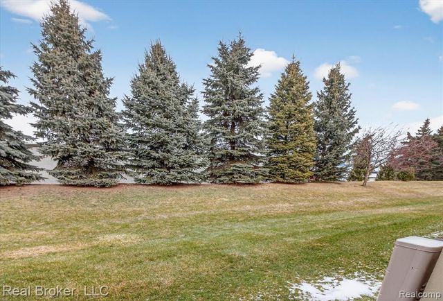 15739 Revere Drive, Clinton Township, MI 48038