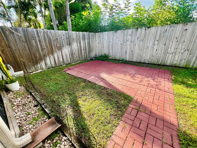 1610-1612 NE 56th Street, Fort Lauderdale, FL 33334