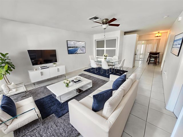 1610-1612 NE 56th Street, Fort Lauderdale, FL 33334