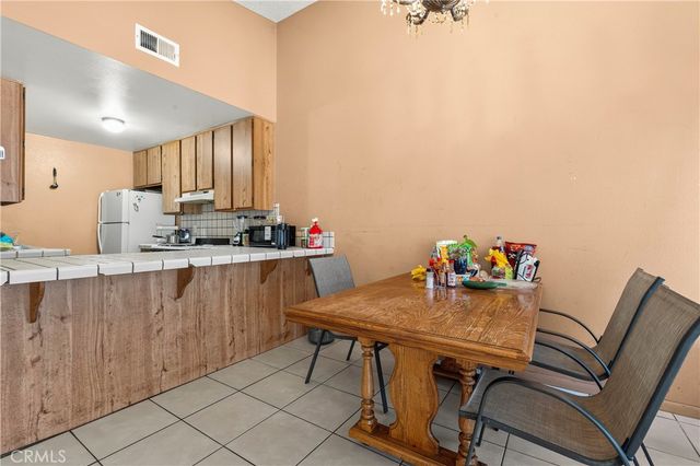 1105 Monroe, Lake Elsinore, CA 92530