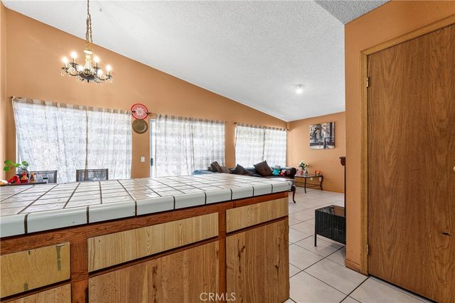 1105 Monroe, Lake Elsinore, CA 92530