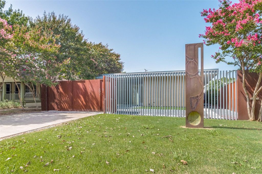 6035 Prospect Avenue, Dallas, TX 75206