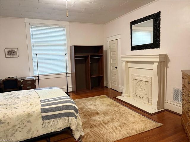 907 Johnson Street, High Point, NC 27262