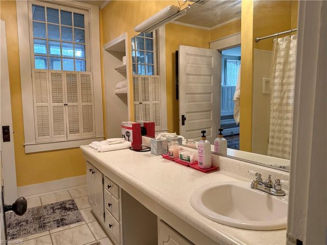 907 Johnson Street, High Point, NC 27262