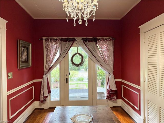 907 Johnson Street, High Point, NC 27262