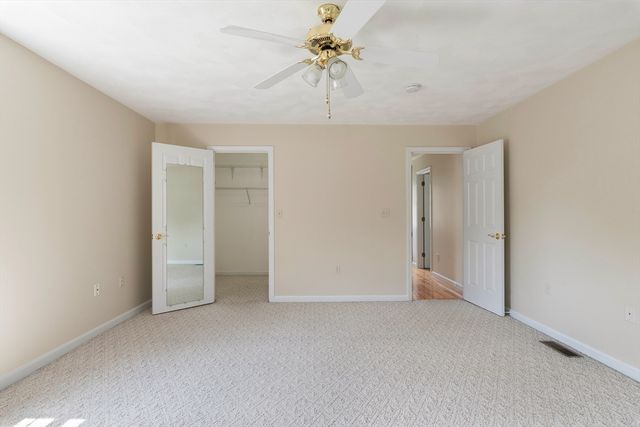 52 Birdie Ln 52, Tewksbury, MA 01876