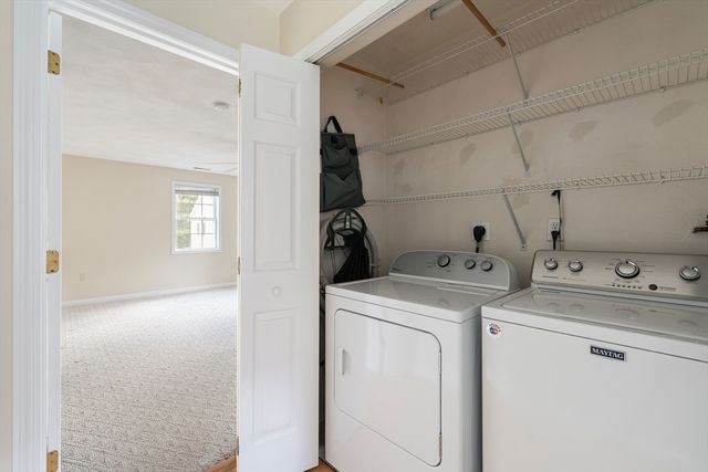 52 Birdie Ln 52, Tewksbury, MA 01876
