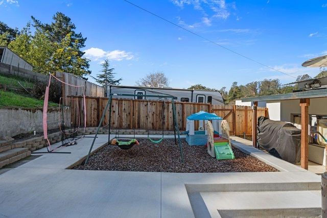 7501 Langley Canyon Road, Salinas, CA 93907