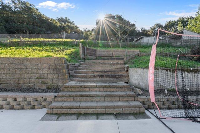 7501 Langley Canyon Road, Salinas, CA 93907