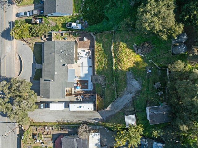 7501 Langley Canyon Road, Salinas, CA 93907