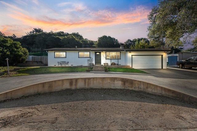 7501 Langley Canyon Road, Salinas, CA 93907