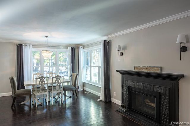 800 Grampian Avenue, Lake Orion, MI 48362