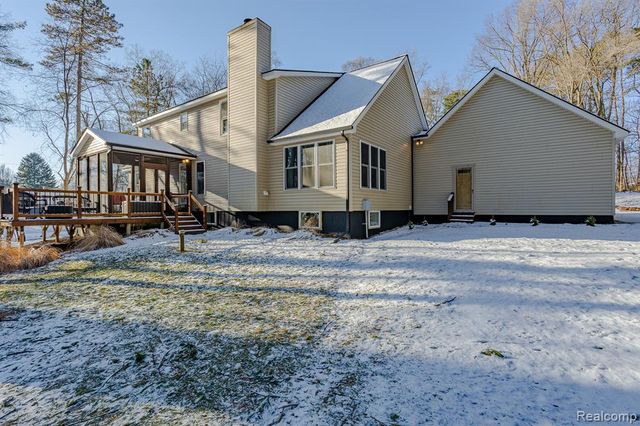 800 Grampian Avenue, Lake Orion, MI 48362