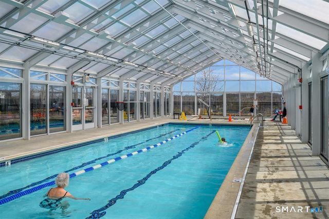 14 East Cross Trail 14, Danbury, CT 06810