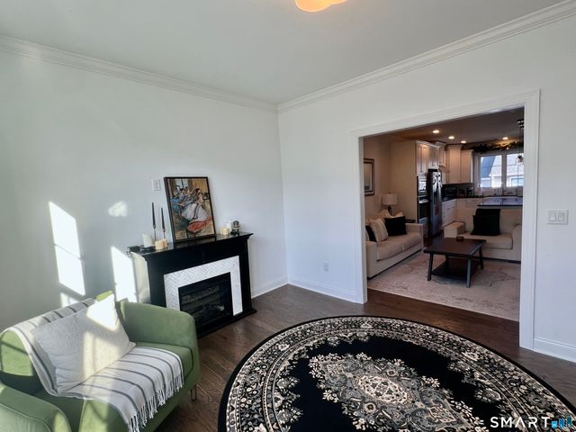 14 East Cross Trail 14, Danbury, CT 06810