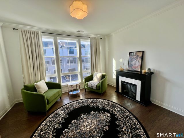 14 East Cross Trail 14, Danbury, CT 06810