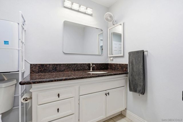 8324 Regents Road 1M, San Diego, CA 92122