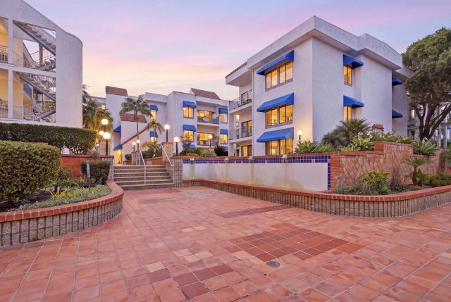 8324 Regents Road 1M, San Diego, CA 92122