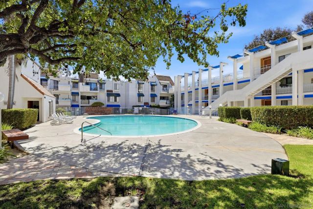 8324 Regents Road 1M, San Diego, CA 92122