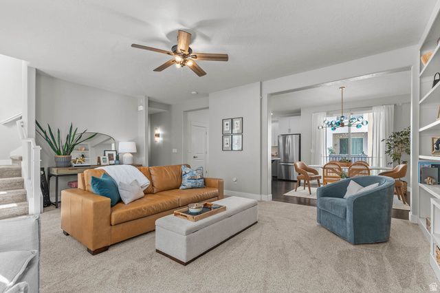 4927 W DAYBREAK PKWY, South Jordan, UT 84009