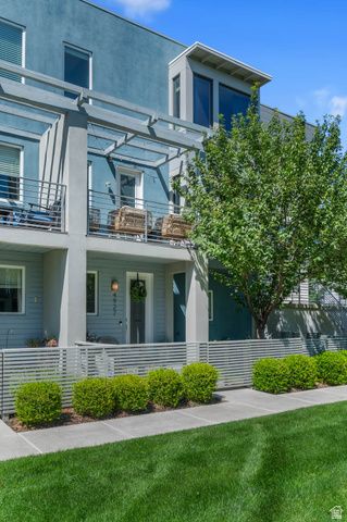 4927 W DAYBREAK PKWY, South Jordan, UT 84009