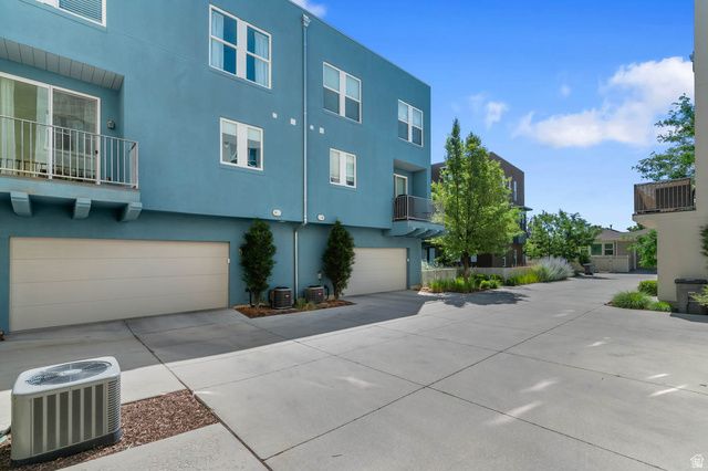 4927 W DAYBREAK PKWY, South Jordan, UT 84009
