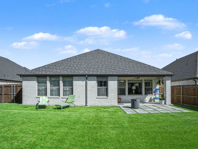 464 Sugarlands Drive, Waxahachie, TX 75165